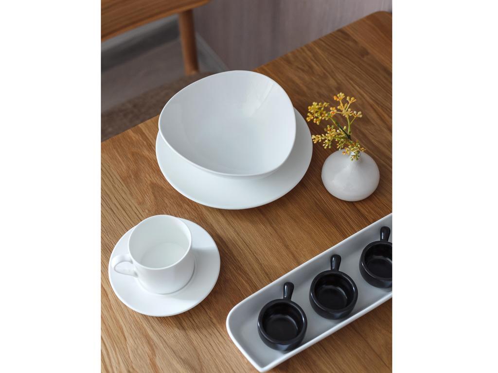 Madera Sriracha 4*